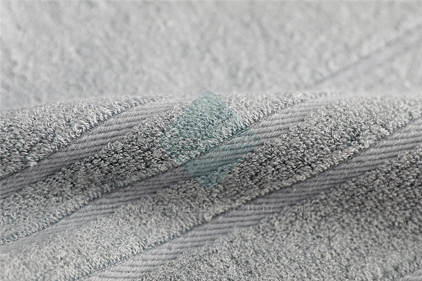 China Bulk Custom personalized hand towels Manufacturer